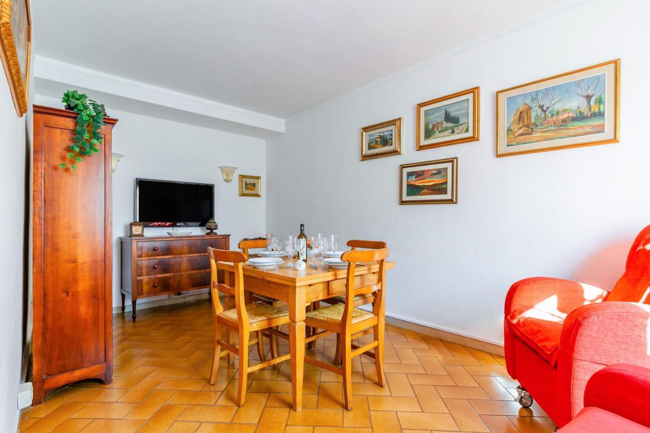 Pisa Airport Comfy Apartment - Private Parking מראה חיצוני תמונה
