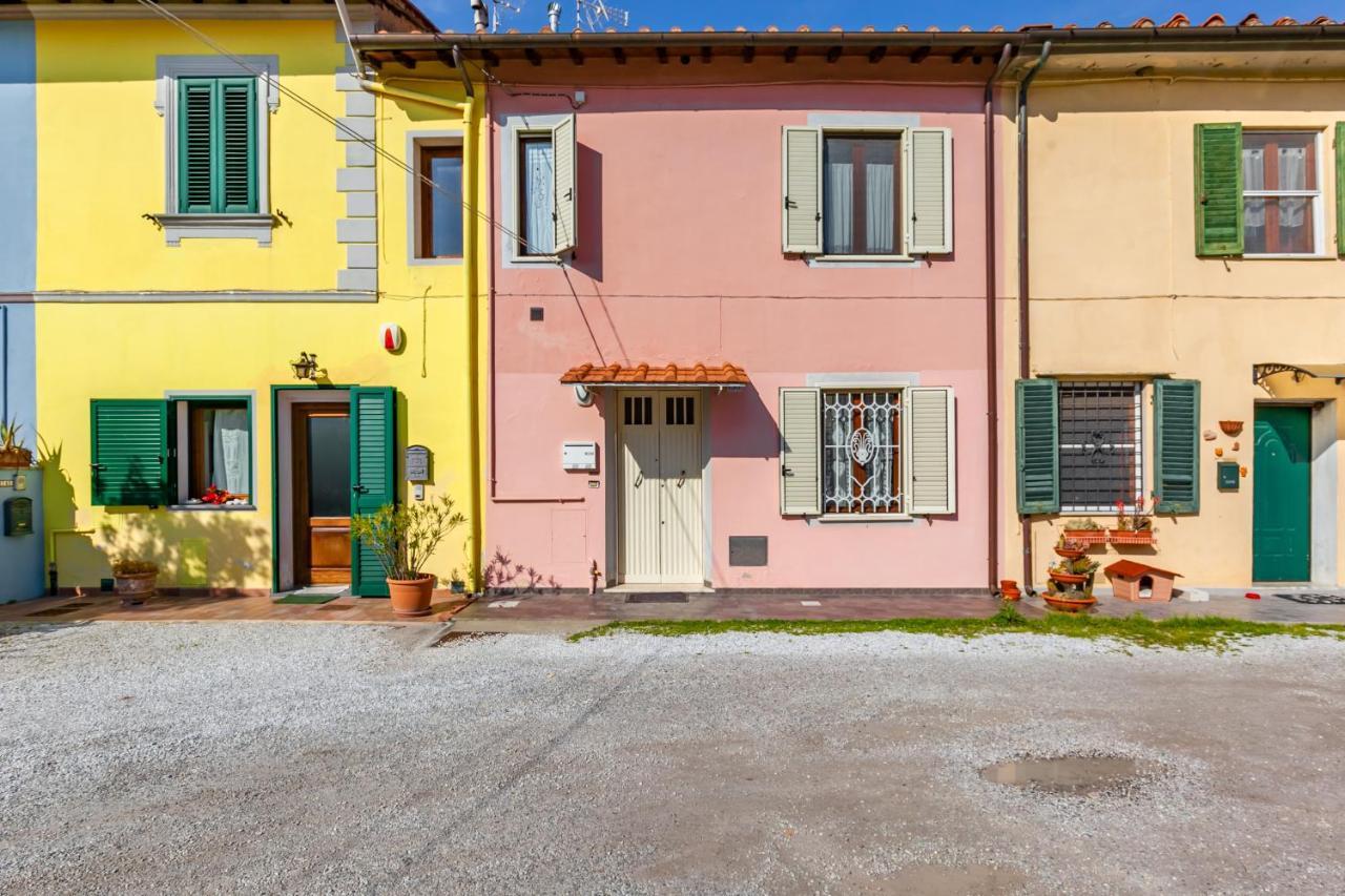 Pisa Airport Comfy Apartment - Private Parking מראה חיצוני תמונה
